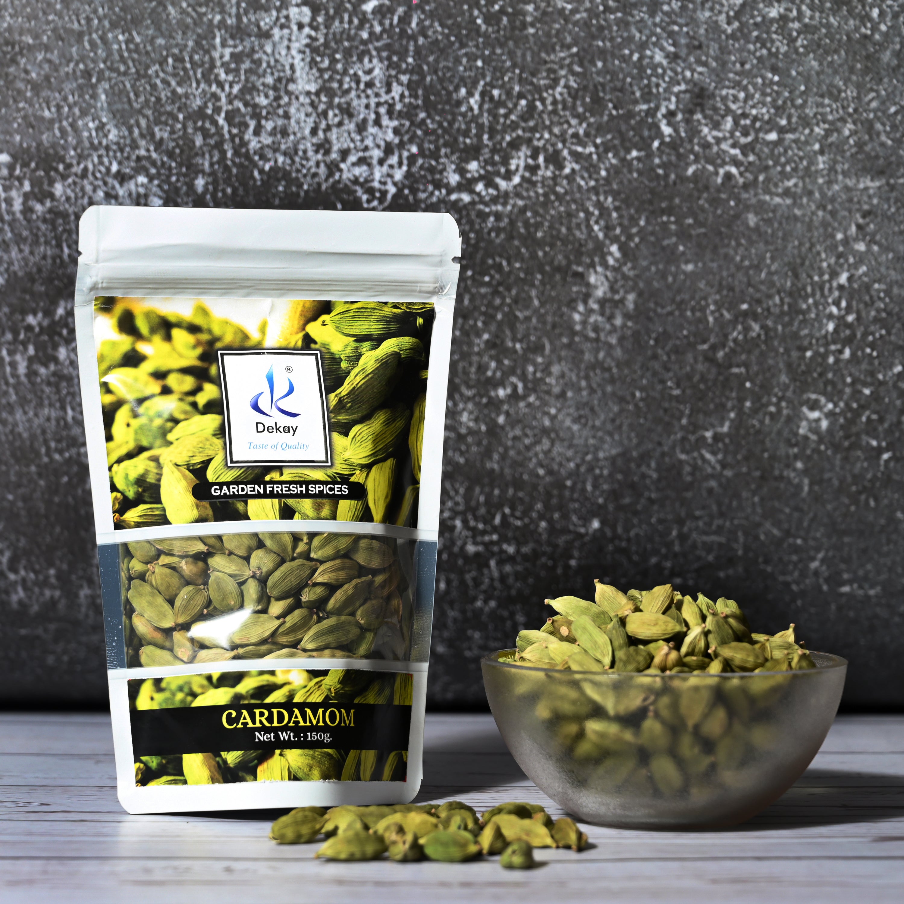 Dekay Green Cardamom: Aromatic Elegance for Culinary Mastery